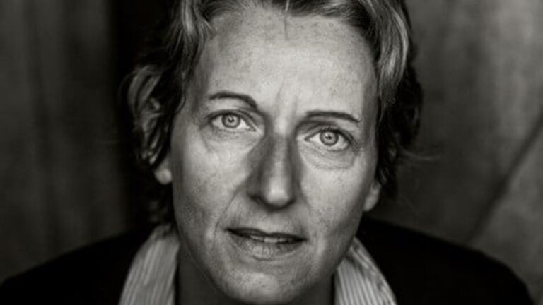 Lire la suite à propos de l’article Élise Dechannes : une néo-vigneronne au cœur des Riceys