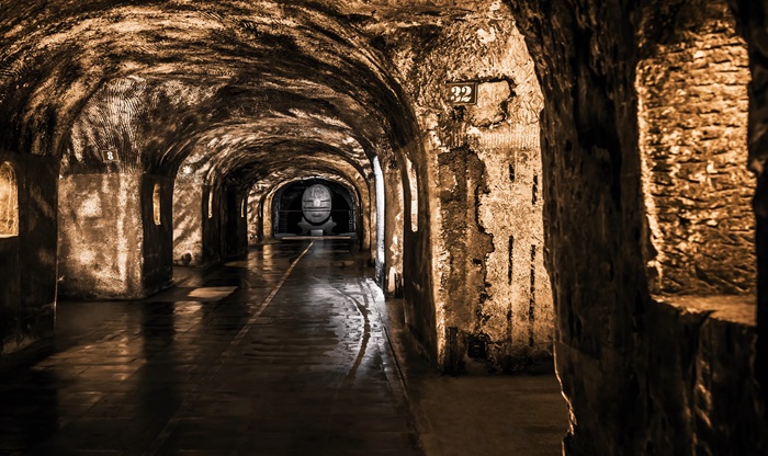 caves-Moët-et-Chandon-champagne-iDealwine