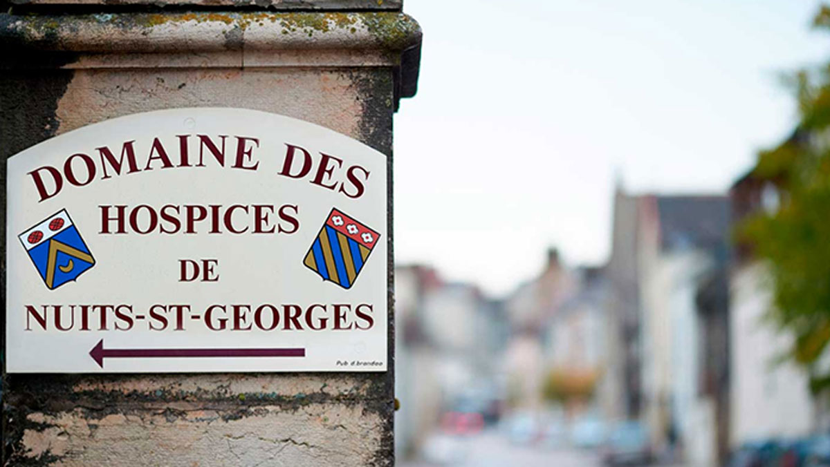 Lire la suite à propos de l’article iDealwine animera la vente aux enchères des vins des Hospices de Nuits-Saint-Georges