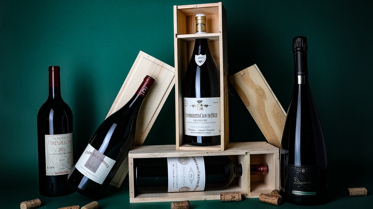 Lire la suite à propos de l’article Enchères caritatives : les Vendanges Solidaires ou la solidarité de la vigne