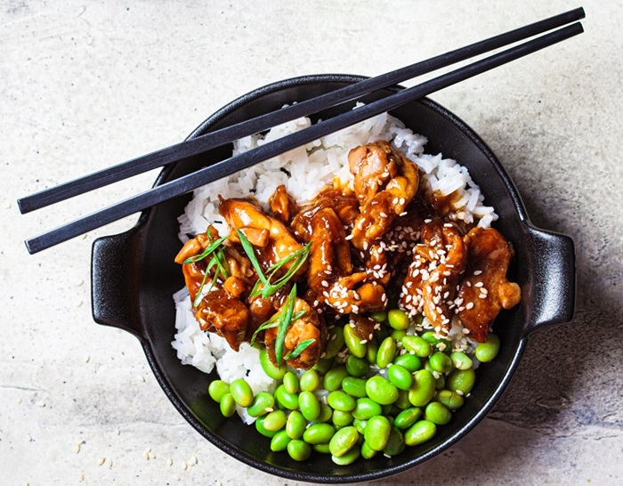 poulet teriyaki avec sauce teriyaki