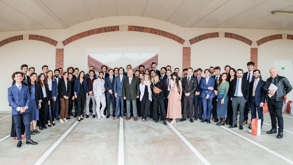 Lire la suite à propos de l’article Concours de dégustation étudiant de Sciences Po : HEC remporte le SPIT 2025