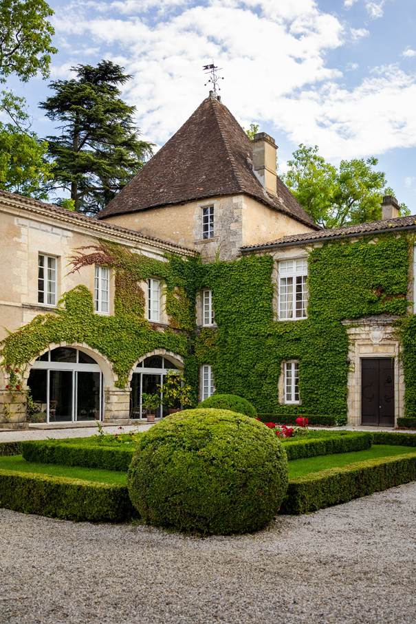 château carbonnieux
châteaux bordeaux
carbonnieux
carbonnieux rouge