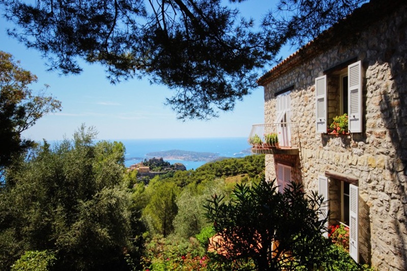 Pins Paul domaine èze