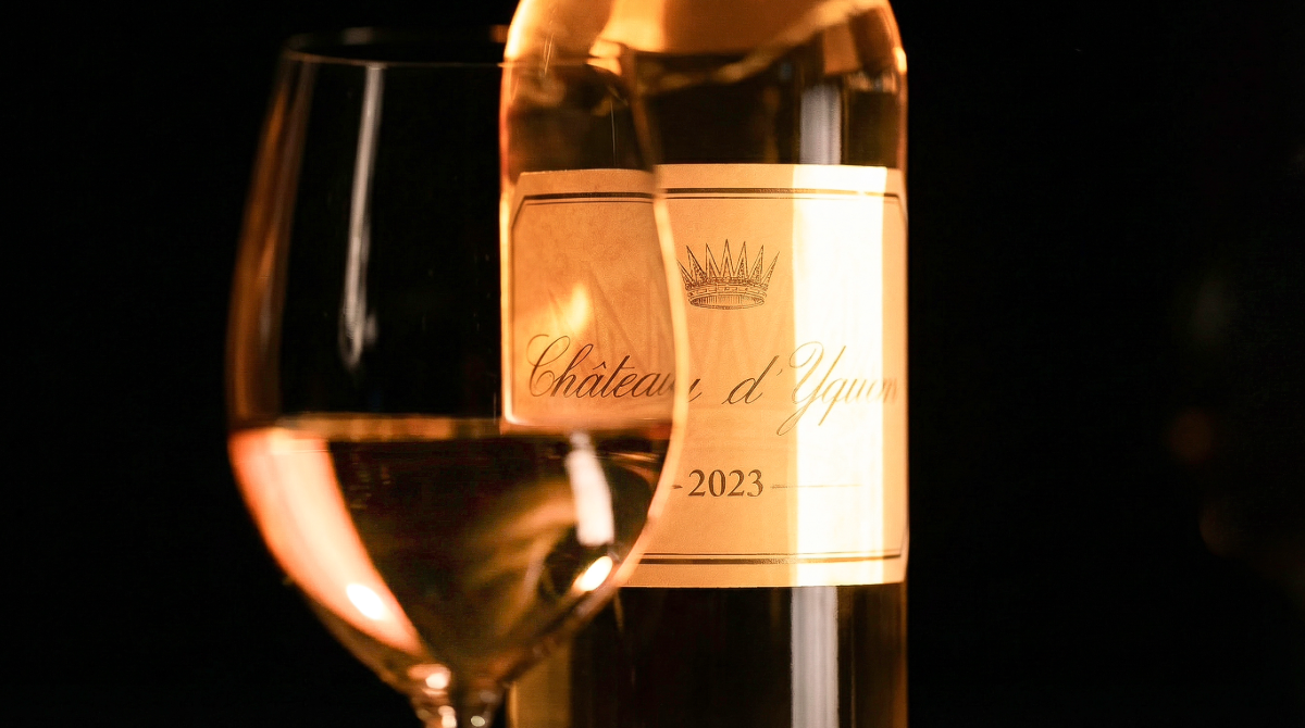 Lire la suite à propos de l’article Château d&rsquo;Yquem : l’immense millésime 2023 arrive sur le marché