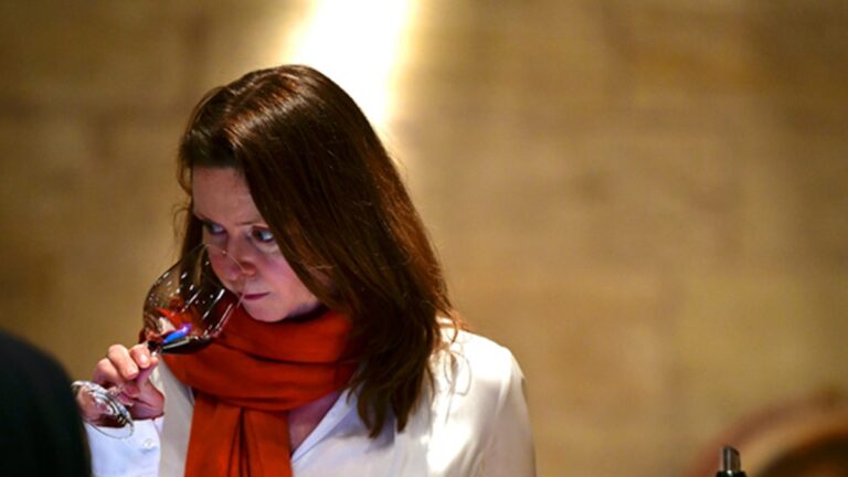 Lire la suite à propos de l’article Immersion à Bordeaux : entretien avec Jane Anson